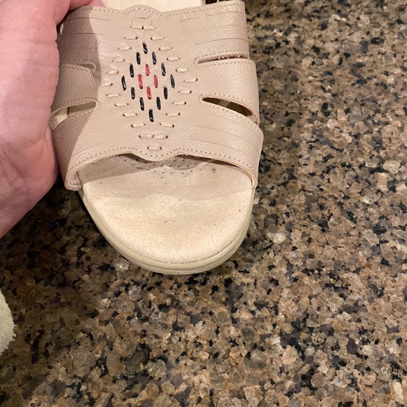 Sandals - Picture 7 of 7